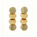 Pendientes largos de concha a rayas de cuatro niveles chapados en oro, pendientes llamativos colgantes con lentejuelas texturizadas de abanico vintage, joyería de metal elegante para uso diario y fiesta de mujeres