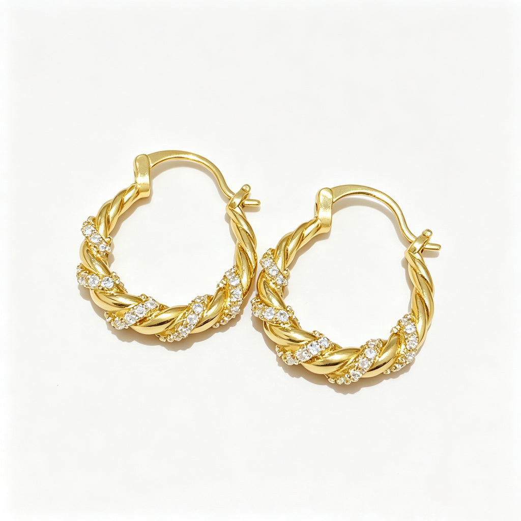 EYDT Wide Hammered Surface Huggie Hoop Earrings, 18K Gold Plated Waterproof Hypoallergenic Stainless Steel Thick Circle Jewelry Gift For Travel Party Casual Outfits