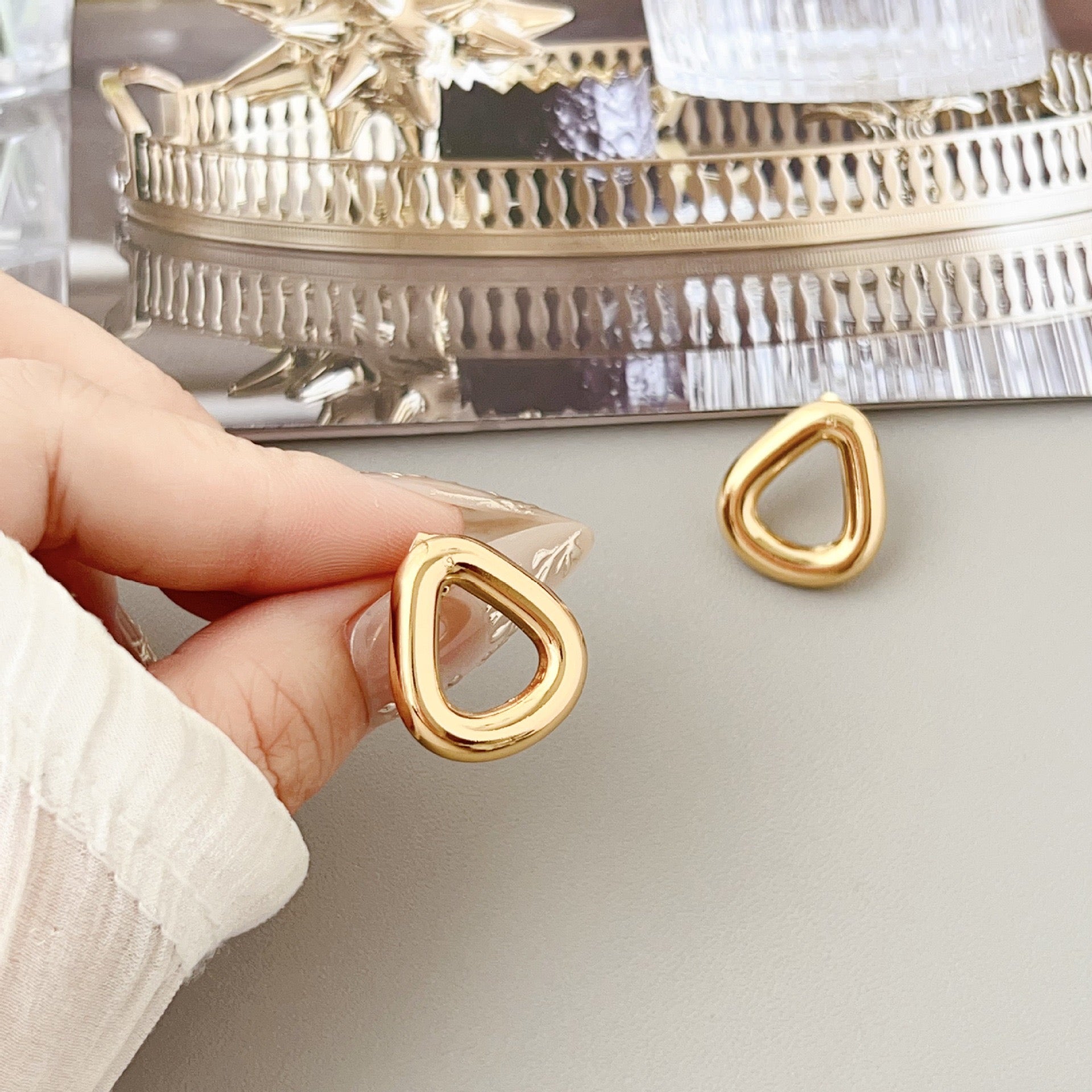 EYDT Textured Irregular Hollow Teardrop Stud Hoops, 18K Gold Plated Waterproof Hypoallergenic Stainless Steel Vintage Hammered Metal Earrings Gift For Daily Travel Party