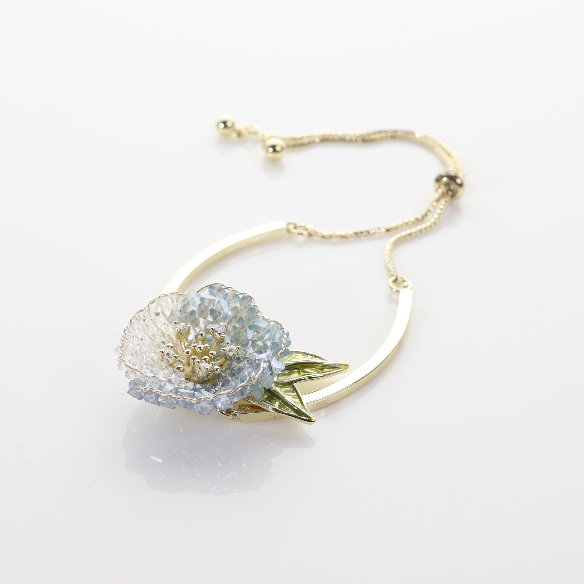 Huaqiao Jewelry Romantic Hand‑Knitted Camellia Flower Bracelet, Exquisite Sweet Craft Crystal Jewelry for Women